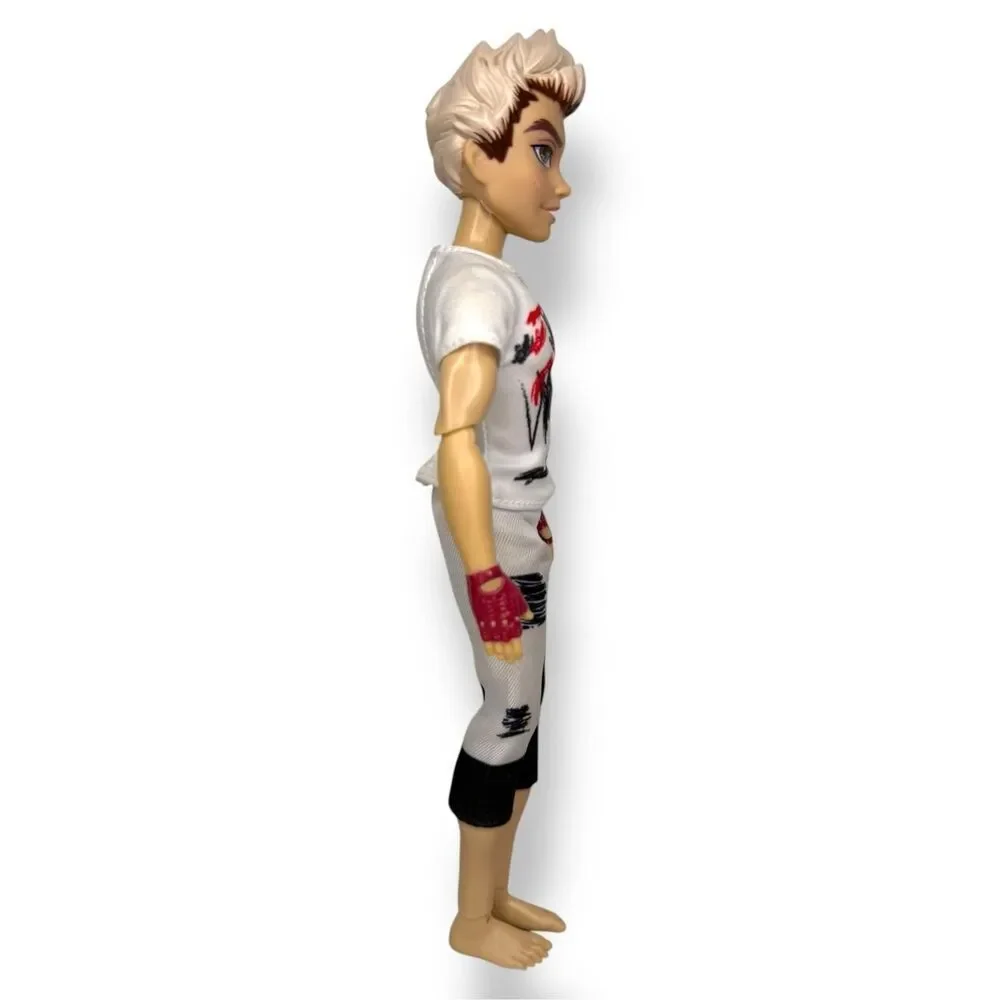 Disney Descendants Carlos Isle of the Lost‎ Doll 11” Articulated Doll Hasbro